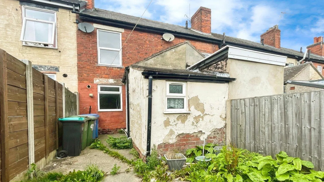 3 bed Terraced