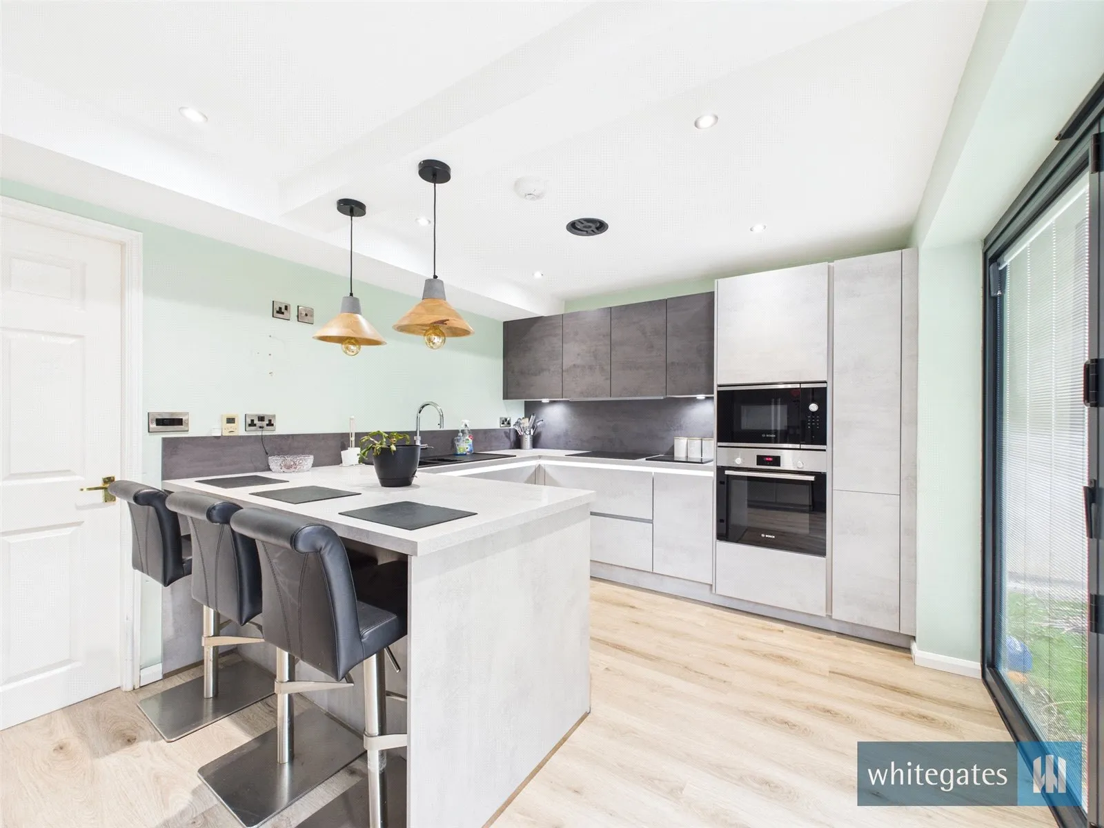 3 bed Semi-Detached