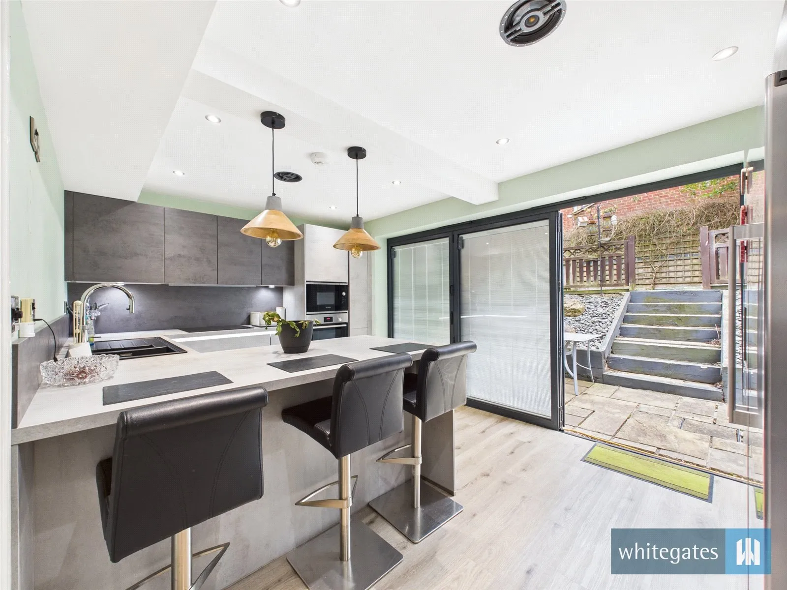 3 bed Semi-Detached