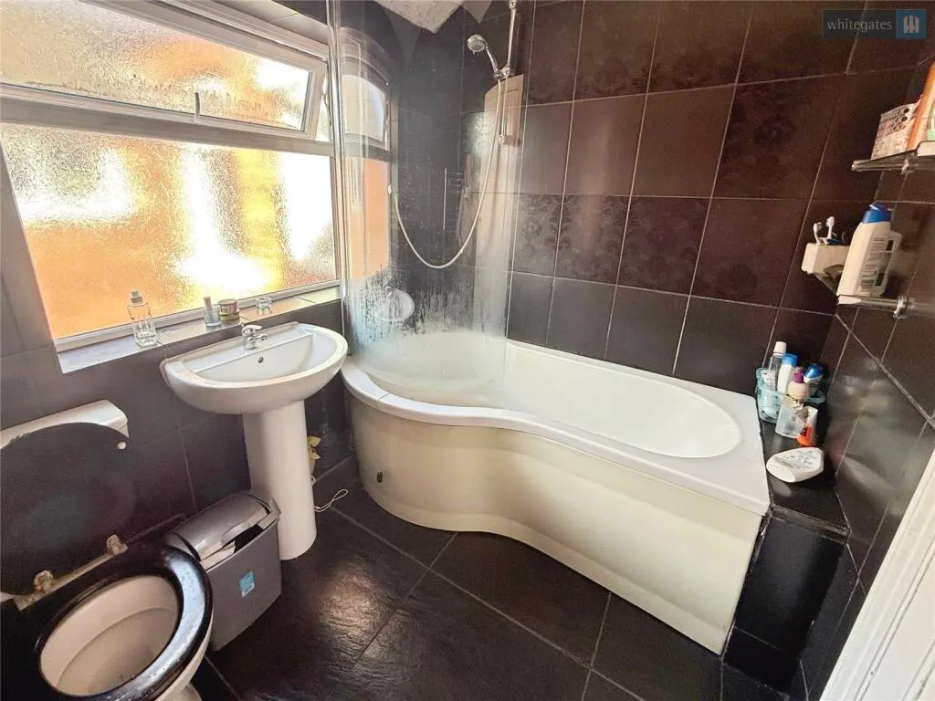 3 bed Terraced