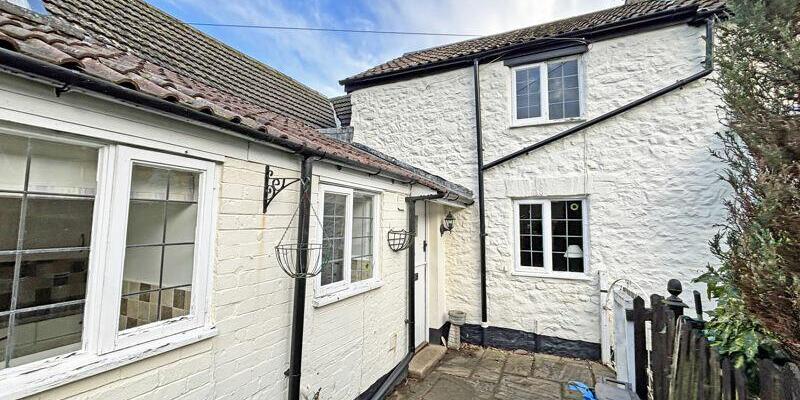 9 Grove Place, Manor Road, Alcombe, TA24 6EN