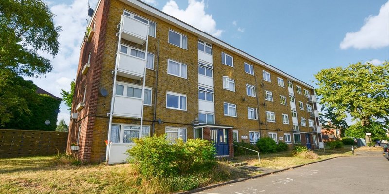55 Roberts Road, Southampton, SO15 5DF