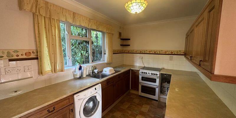 29 Douglas Haig Road, Salisbury, SP1 3NB