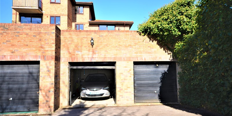 Flat 1 Cranleigh Court, 25a Suffolk Road, Bournemouth, BH2 5SU