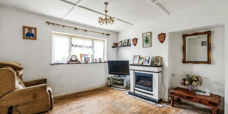 191 Mill Lane, Hurst Green, Oxted, RH8 9DE