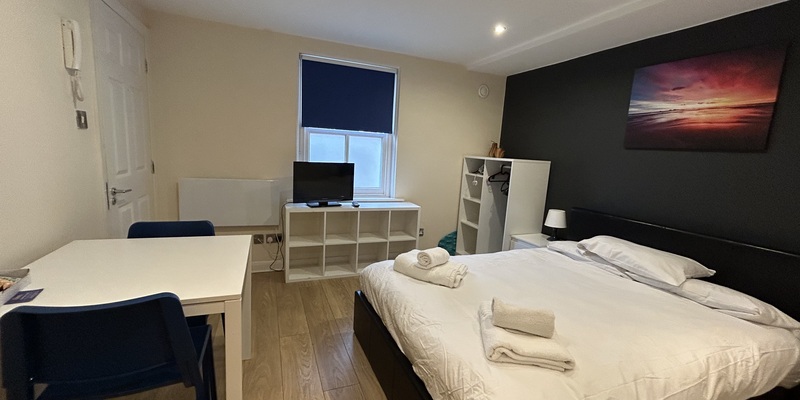 Flat 8 Magnolia Court, Blandford Forum, DT11 7AW