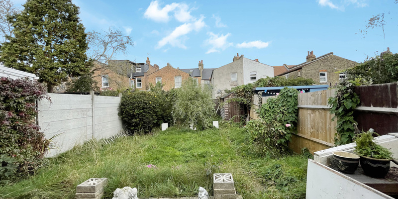 11 Northbrook Road, Bowes Park, London, N22 8YQ