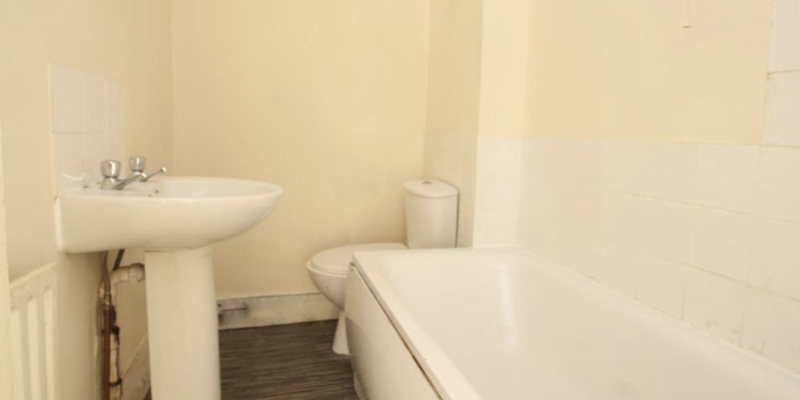 Flat 2, 8 Penshurst Road, Ramsgate, CT11 8EG