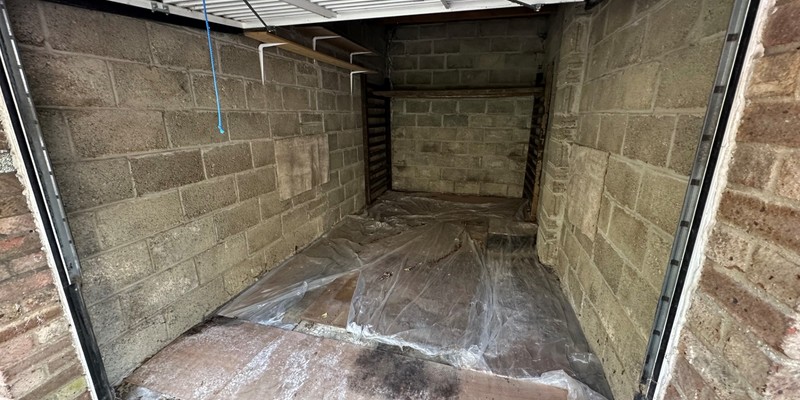 Garage 9, Elm Court, Elm Grove Road, Salisbury, SP1 1JN