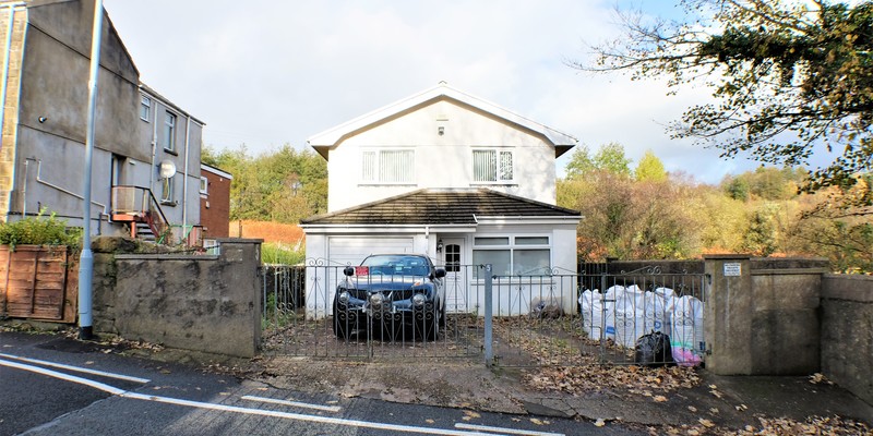 5 Crymlyn Road, Llansamlet, Swansea, SA7 9XT