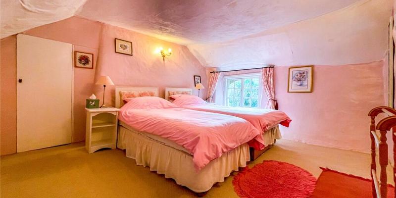 Crowlands Cottage, Chisels Lane, Neacroft, Christchurch, BH23 8JU