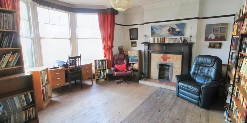 1 Mapperley Crescent, Nottingham, NG3 5FN