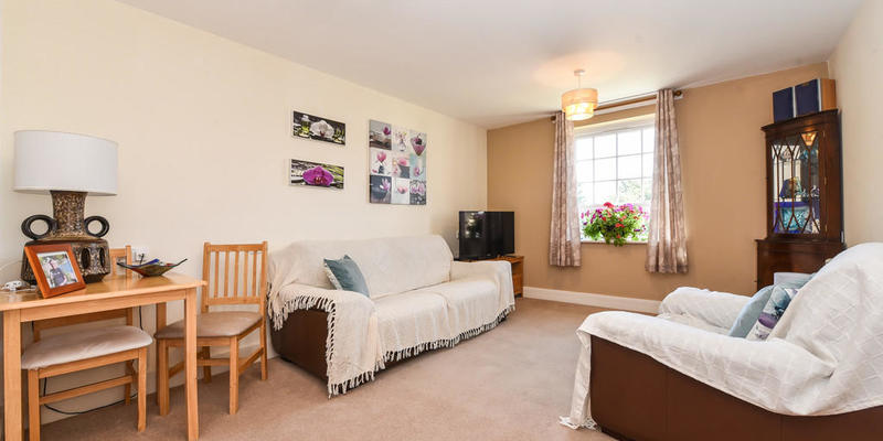 21 Claridge House, 14 Church Street, Littlehampton, BN17 5FE