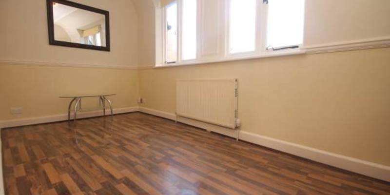 3 Dorchester Chambers, 2 Yelverton Road, Bournemouth, BH1 1DJ