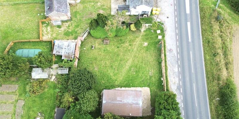 Chase Lodge, Cashmoor, DT11 8DN