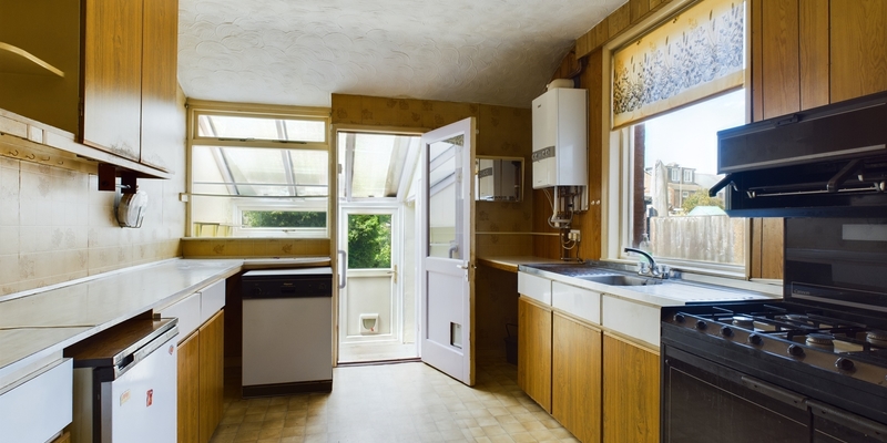 344 Chatsworth Avenue, Cosham, Portsmouth, PO6 2UP