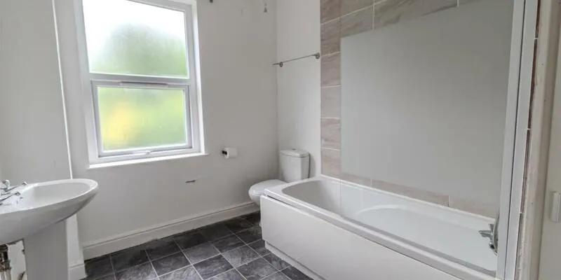 18 Dornoch Avenue, Nottingham, NG5 4DP