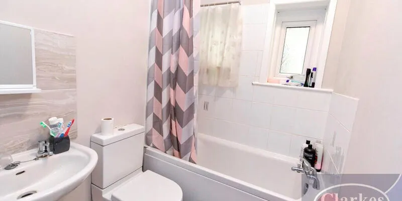 18 & 18a Heathwood Road, Bournemouth, BH9 2JX