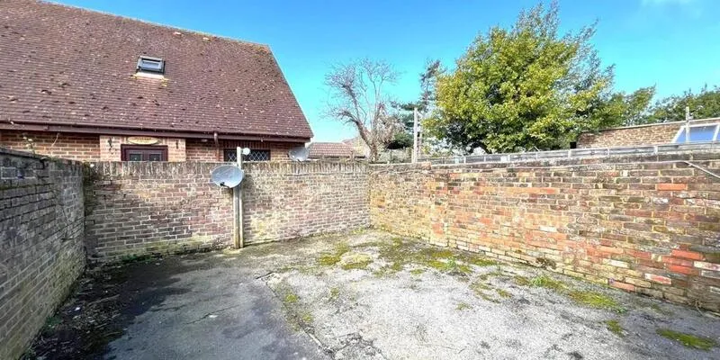 Flat 3, 315 London Road, Portsmouth, PO2 9HQ