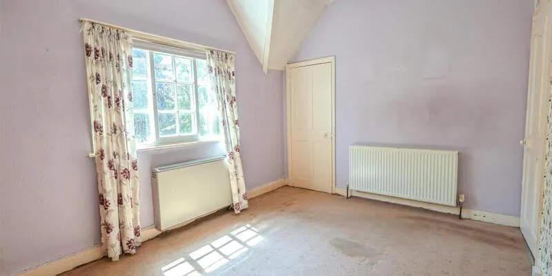 4 Glebe Cottages, Wilford, NG11 7AH