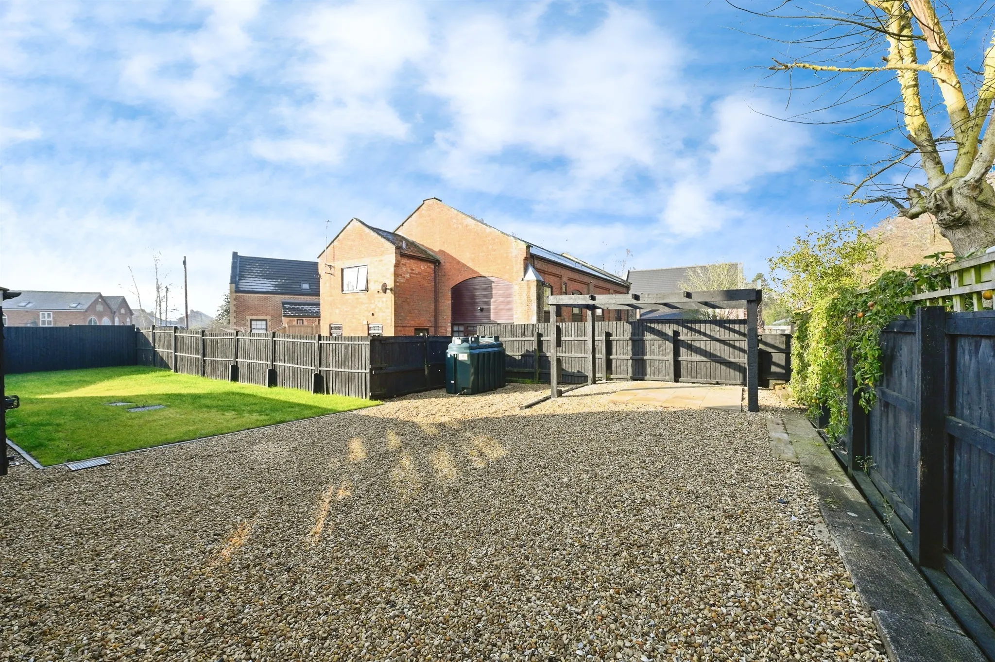 4 bed Detached