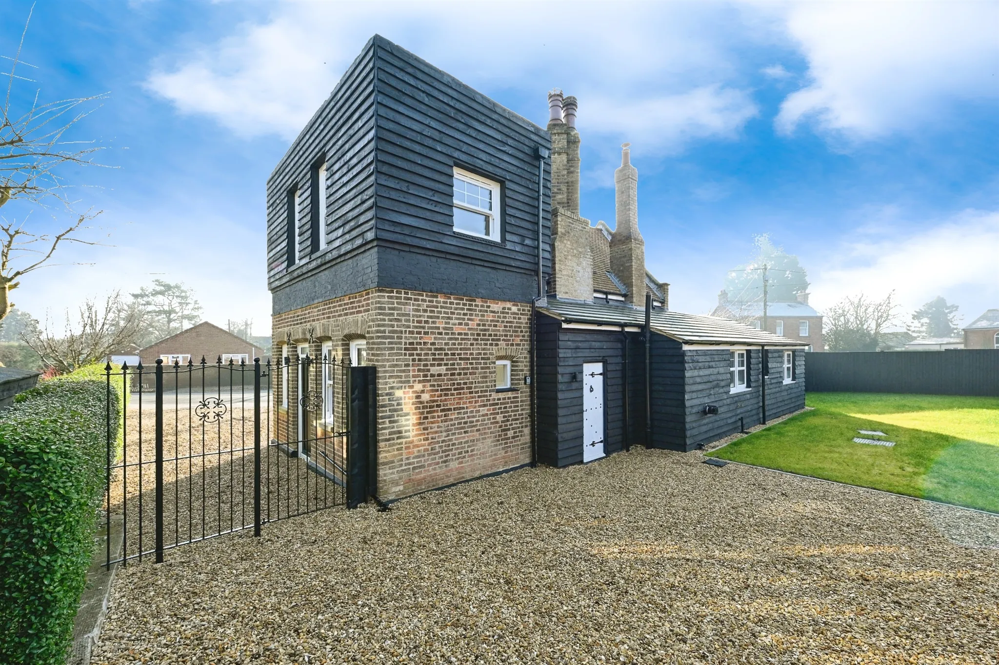 4 bed Detached