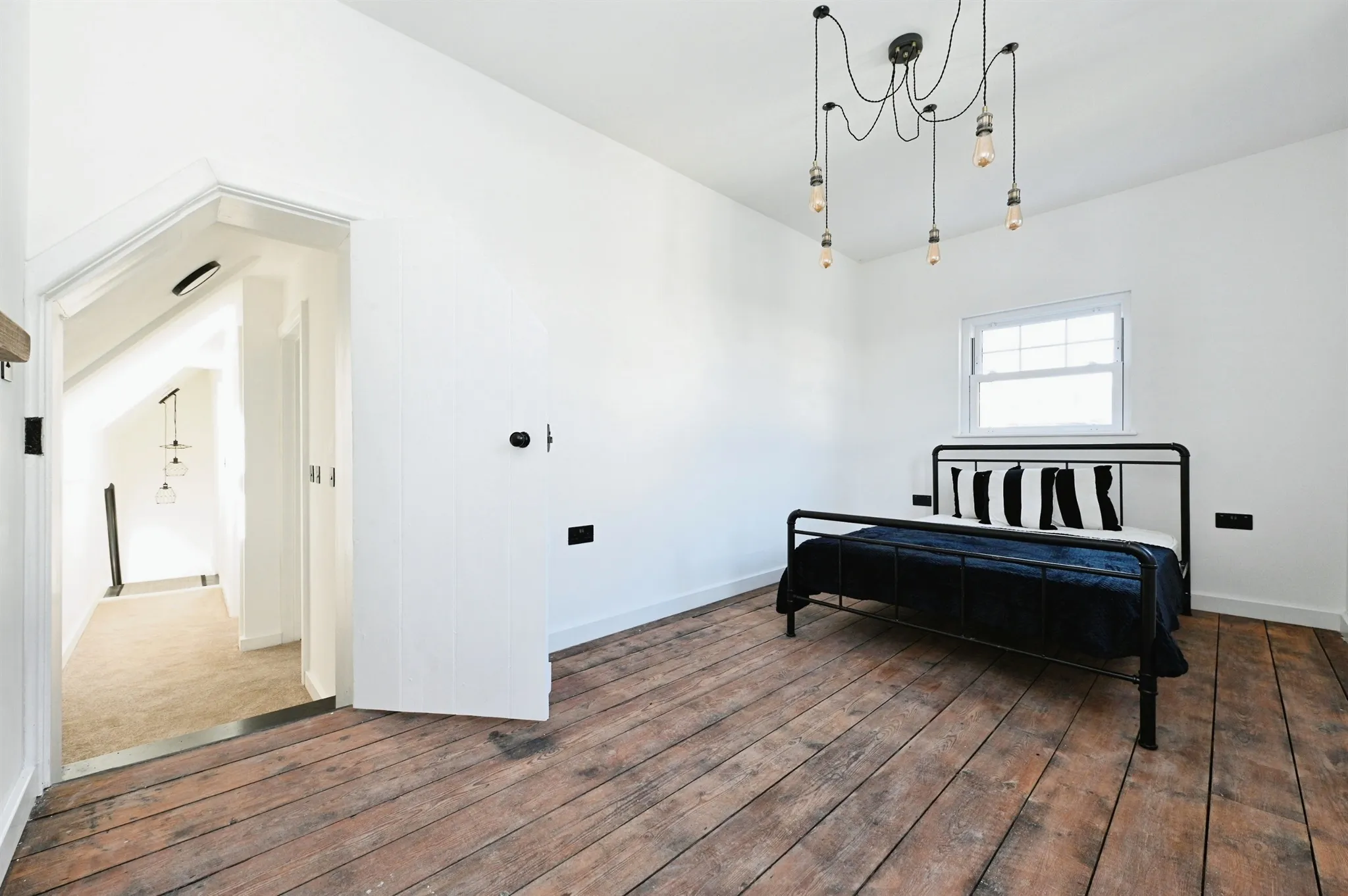 4 bed Detached
