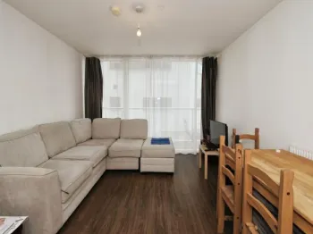 2 bed Apartment