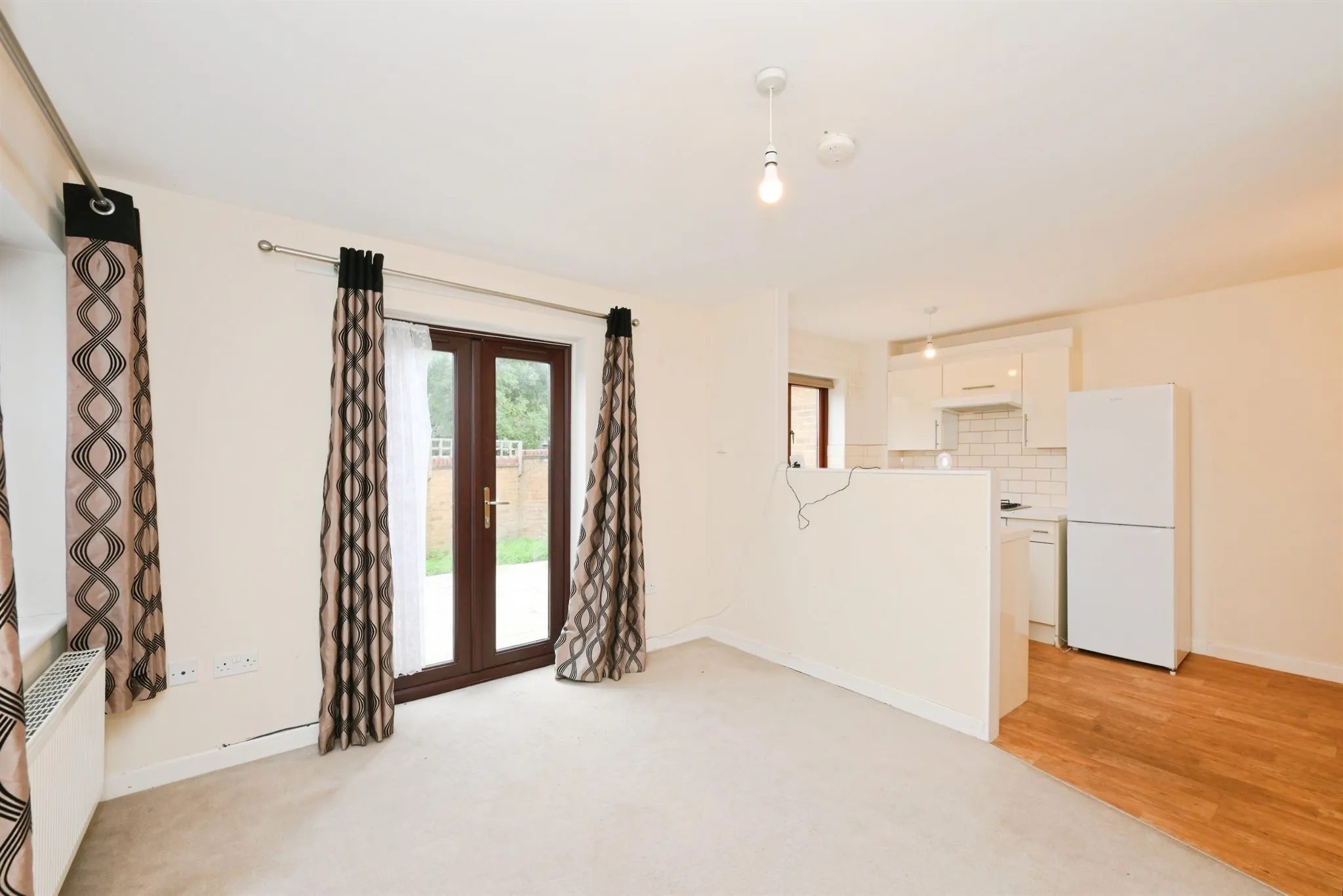 2 bed Semi-Detached