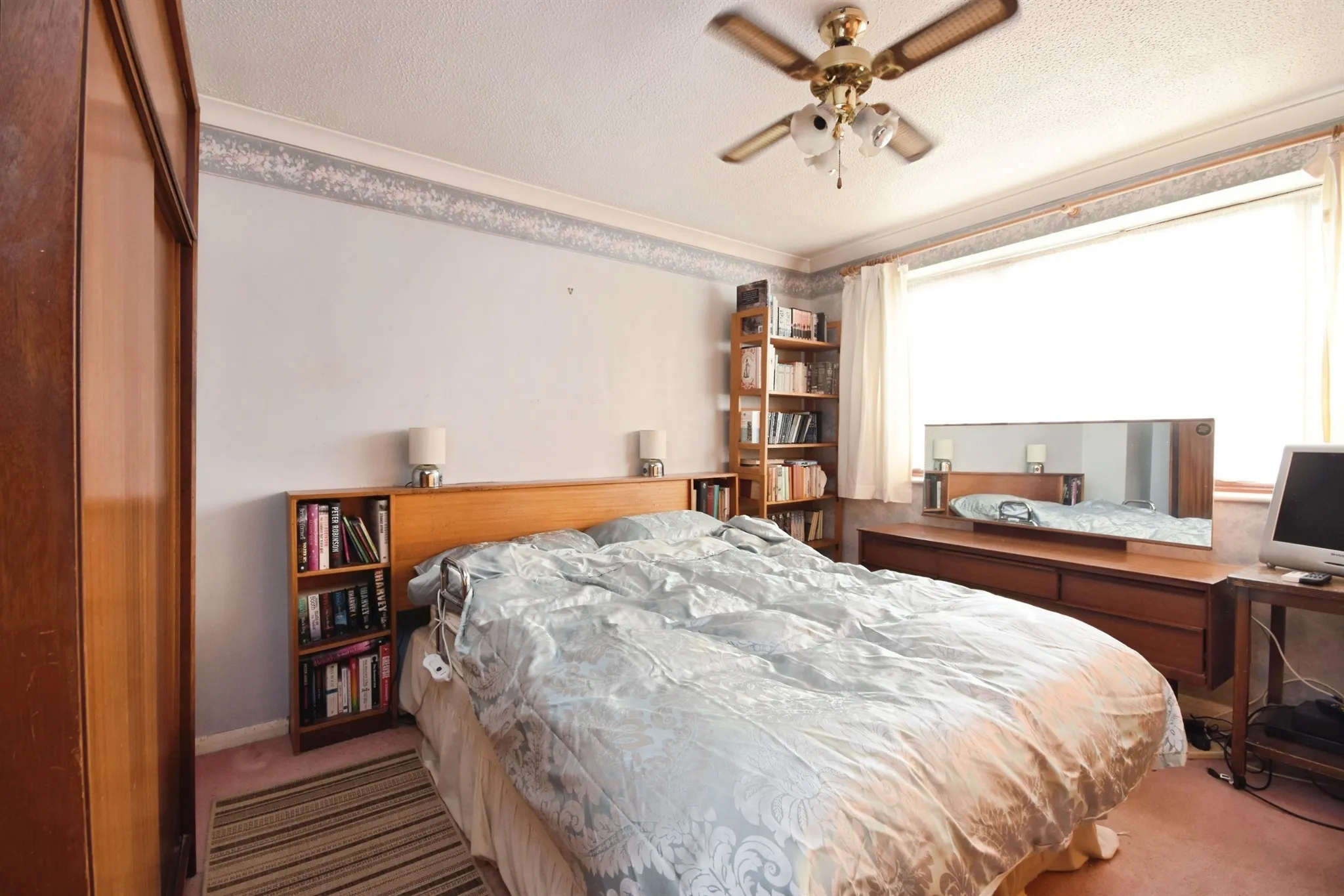 4 bed End of Terrace