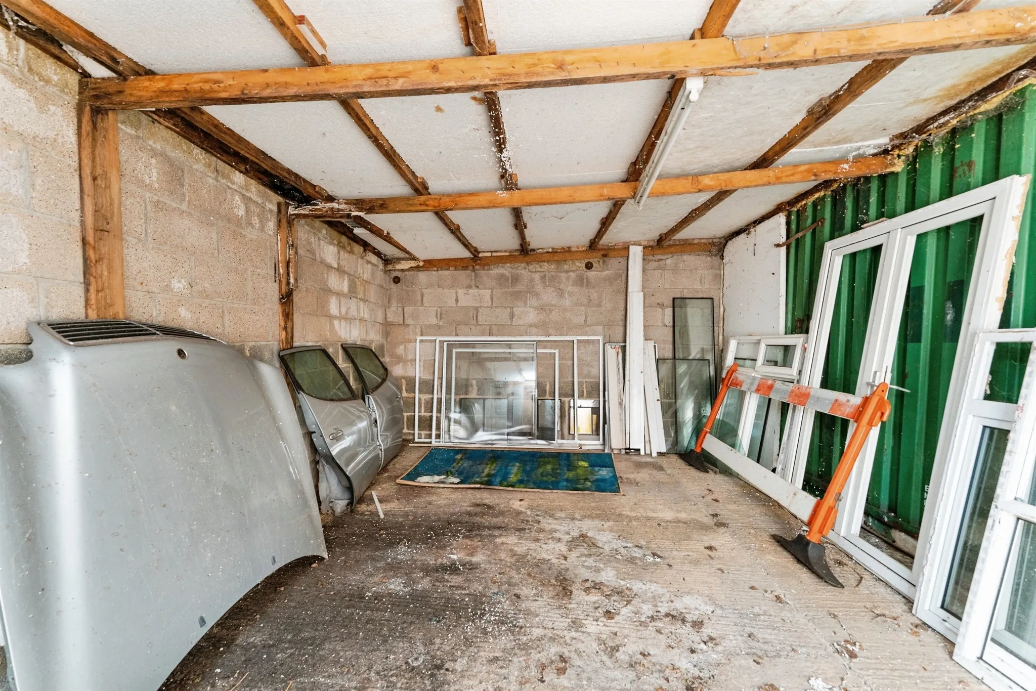 2 bed House