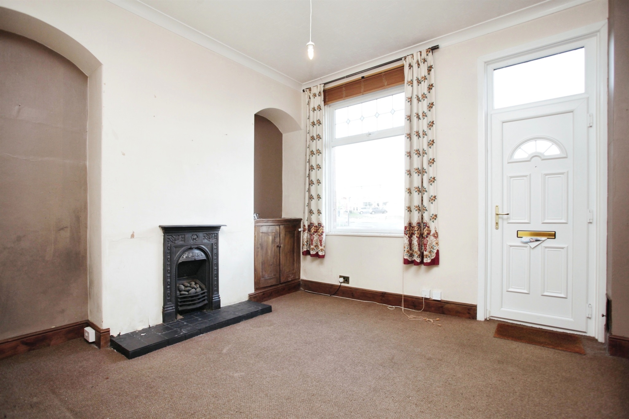 2 bed End of Terrace