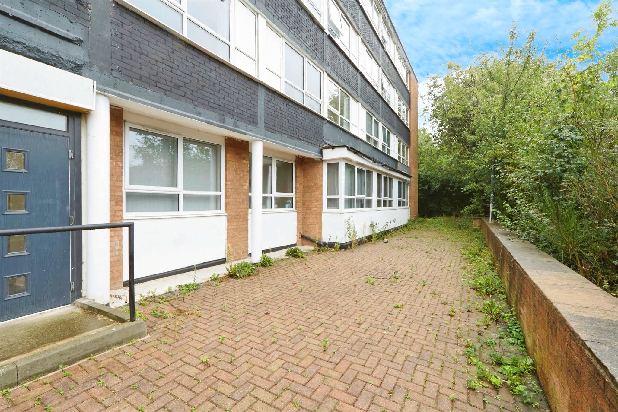 1 bed Apartment
