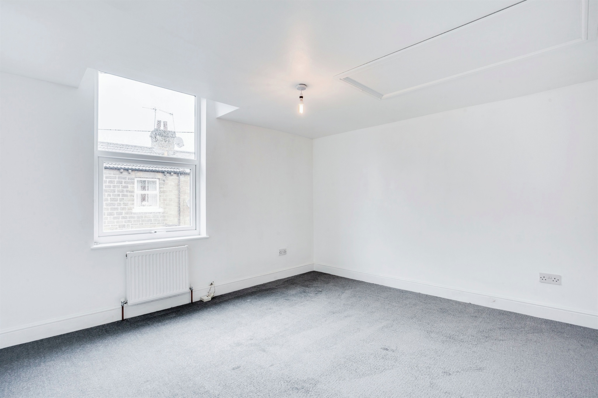 3 bed Terraced