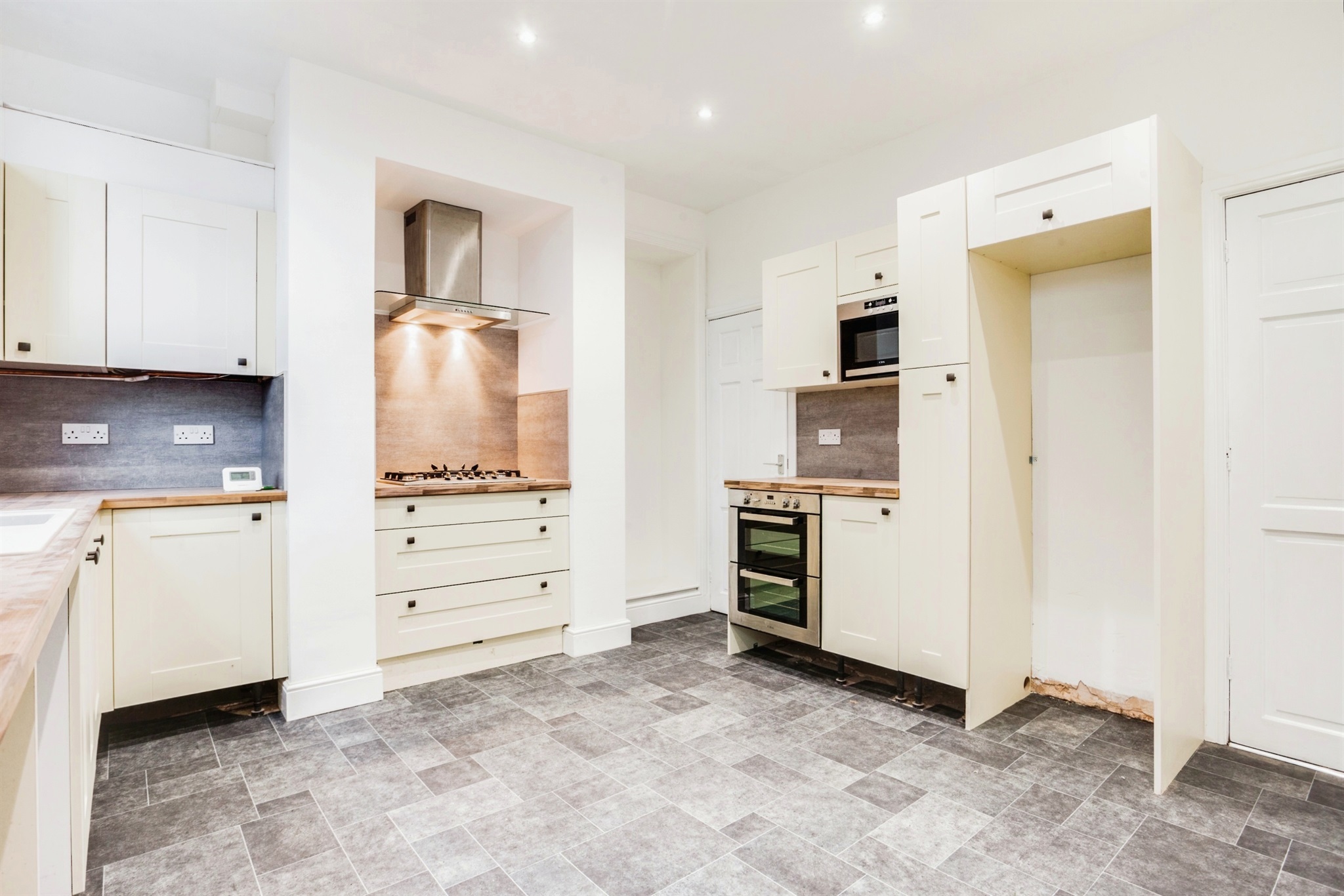 3 bed Terraced