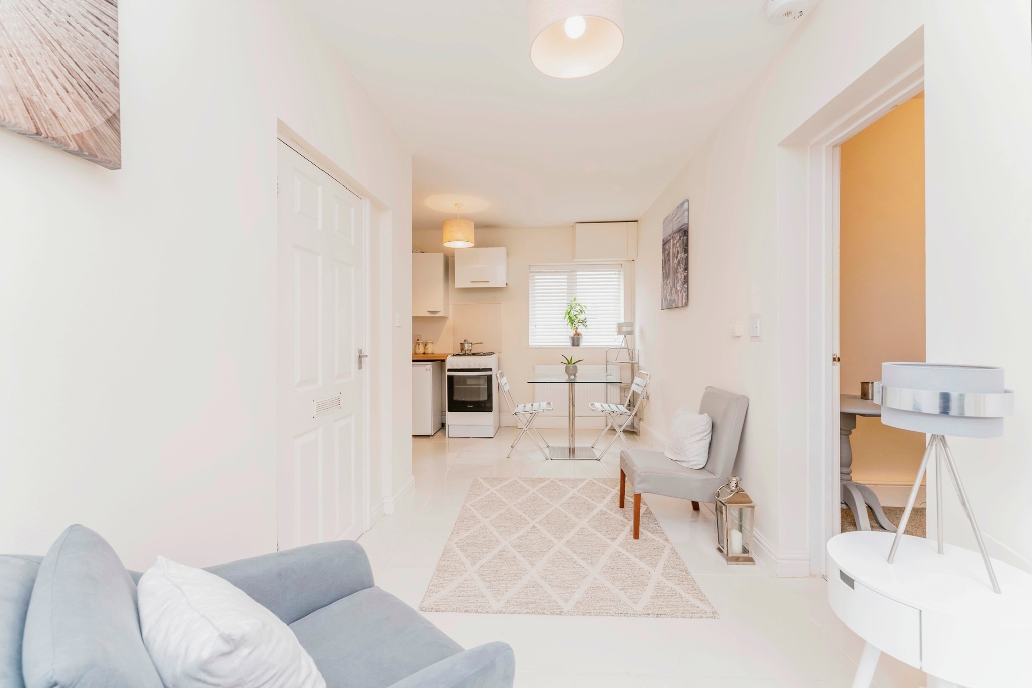 2 bed Ground Flat
