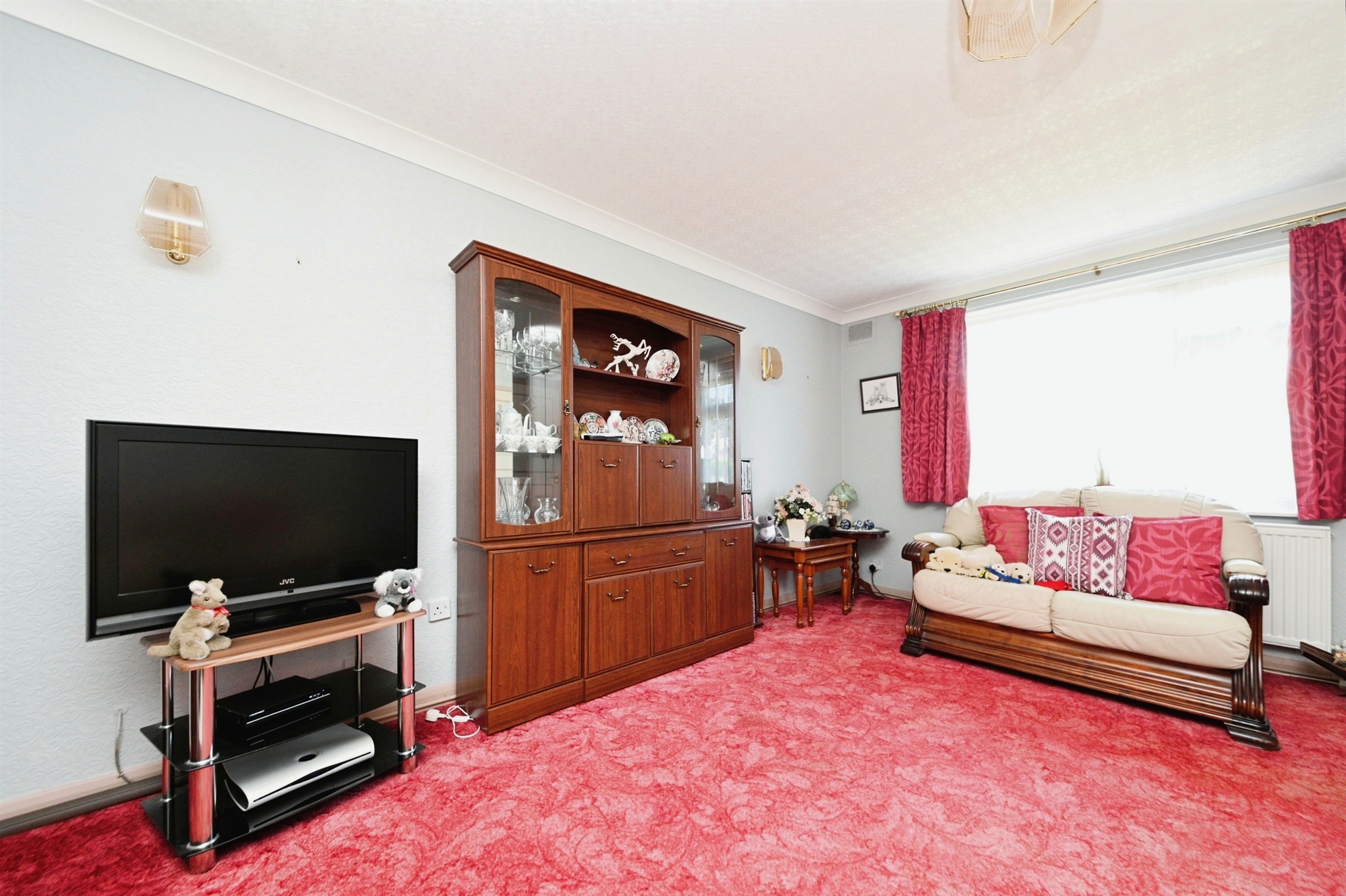 3 bed Detached Bungalow