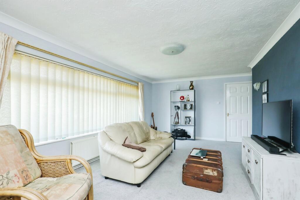 3 bed Detached Bungalow