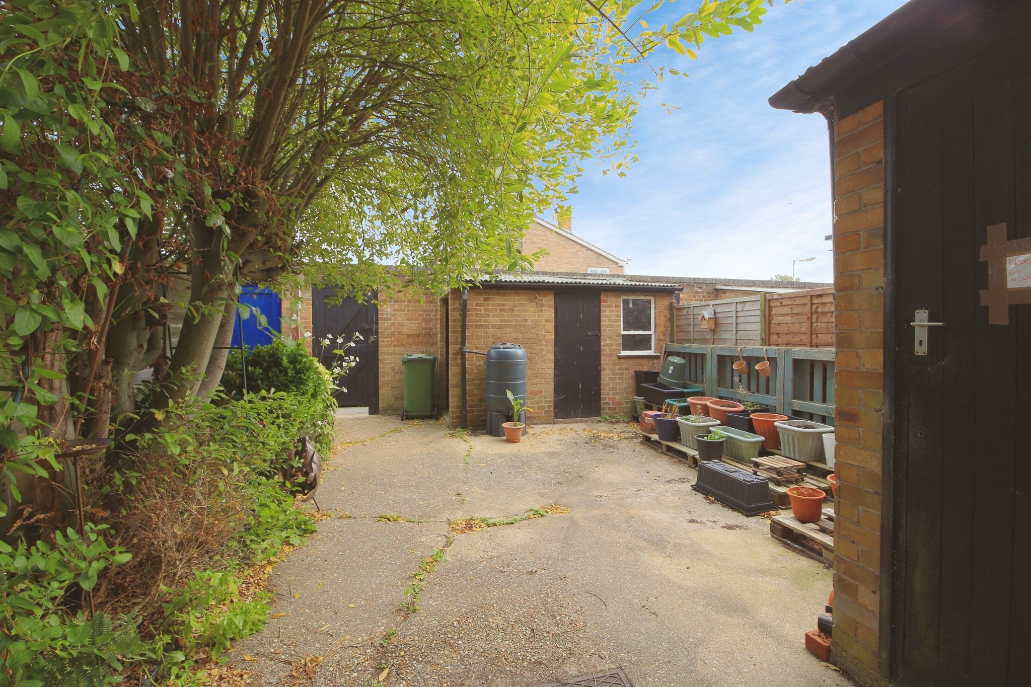 2 bed Maisonette