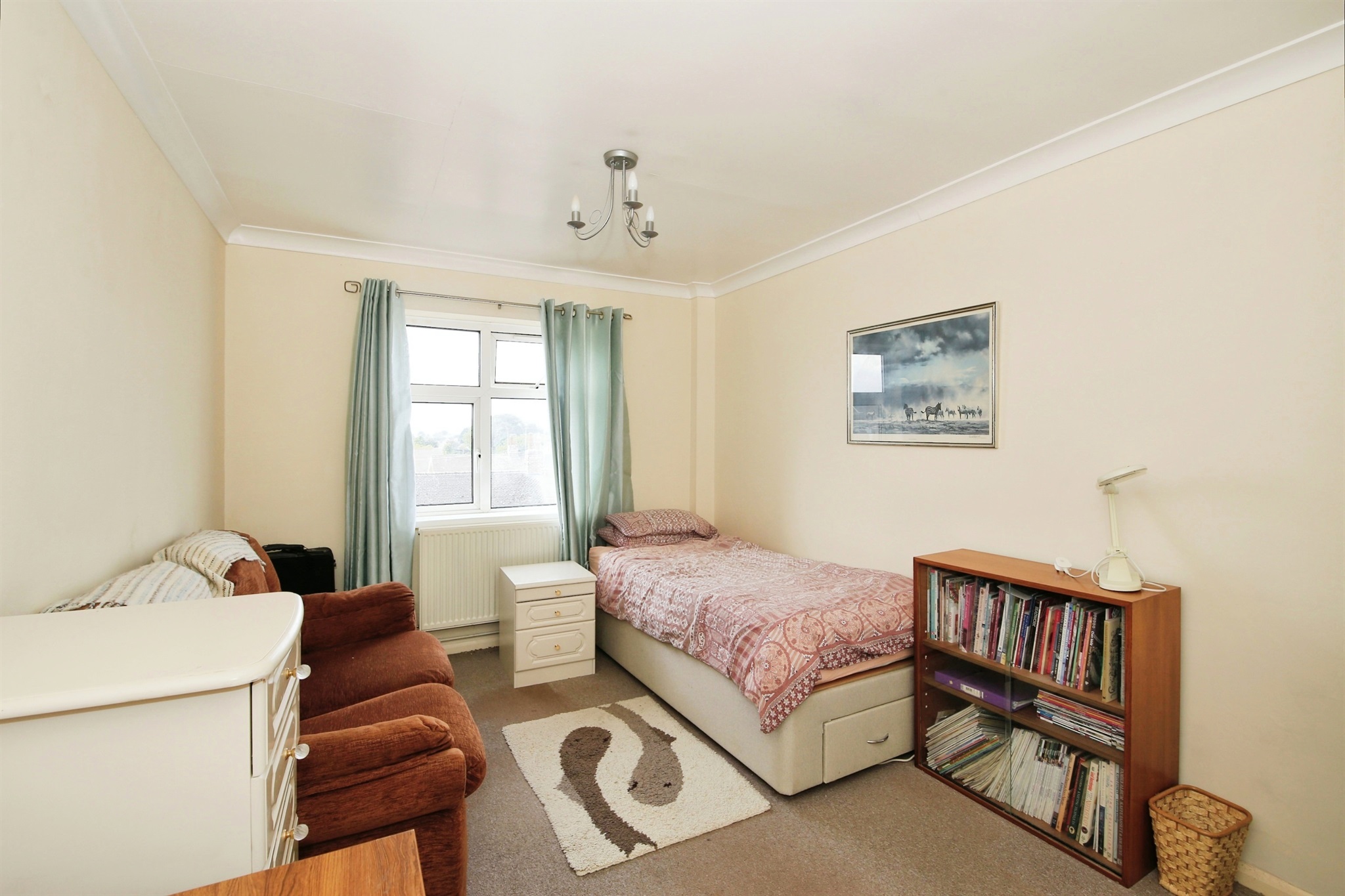 2 bed Maisonette