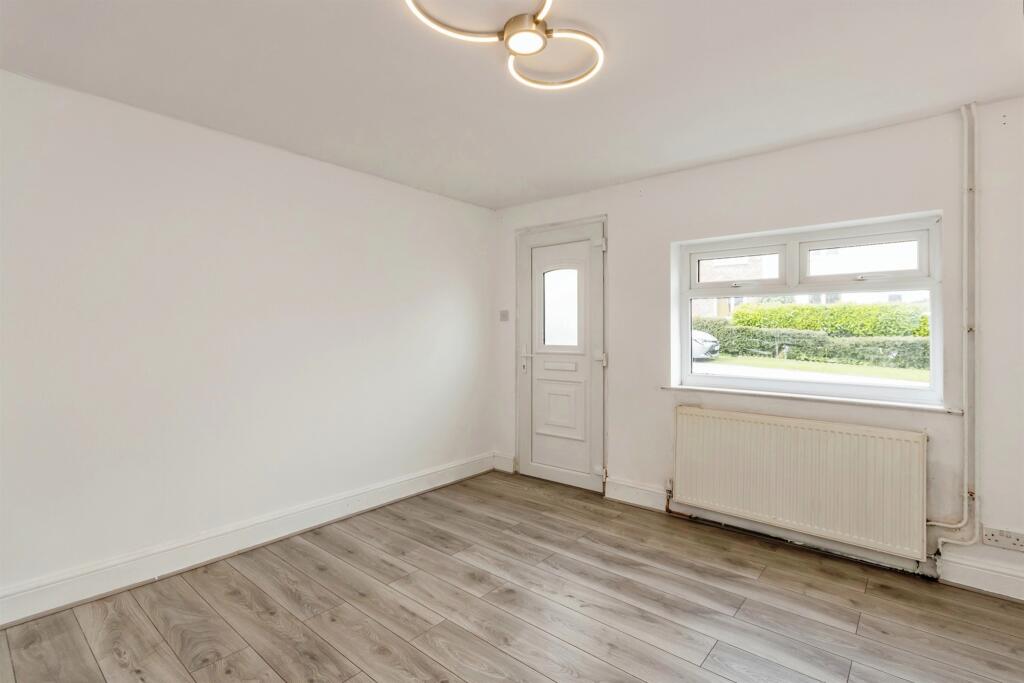2 bed End of Terrace