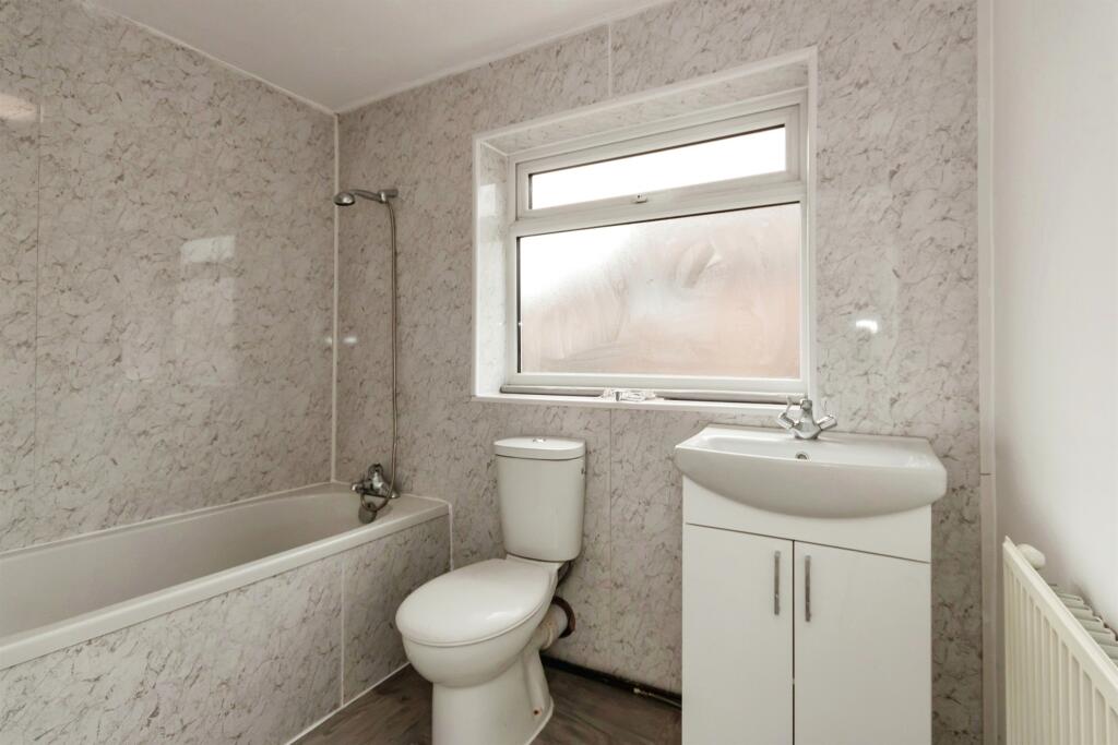 2 bed End of Terrace