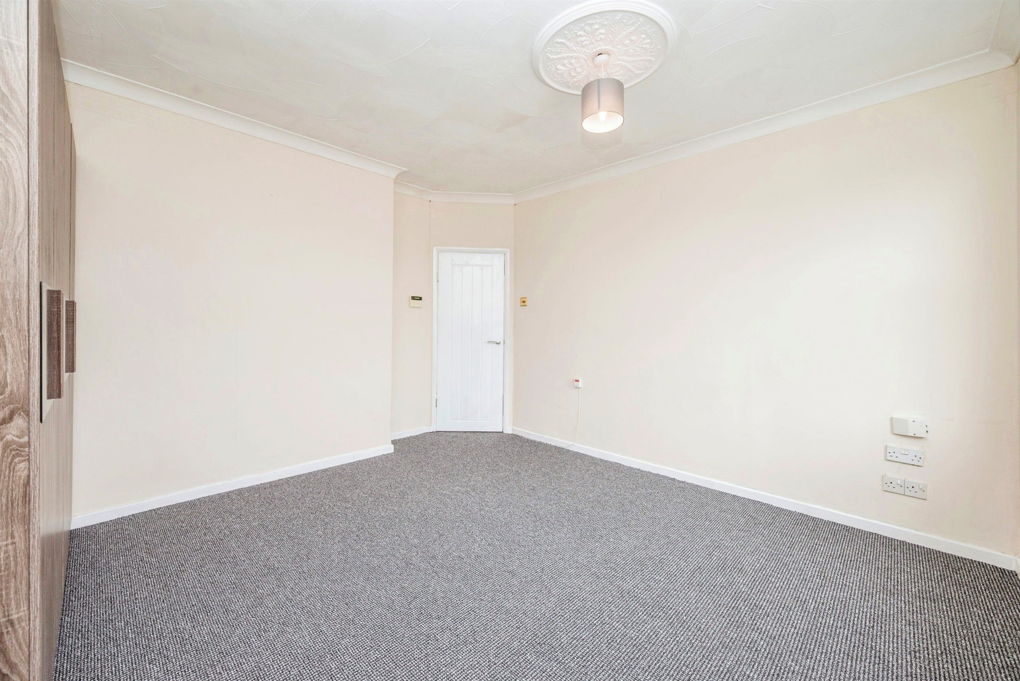 2 bed Semi-Detached