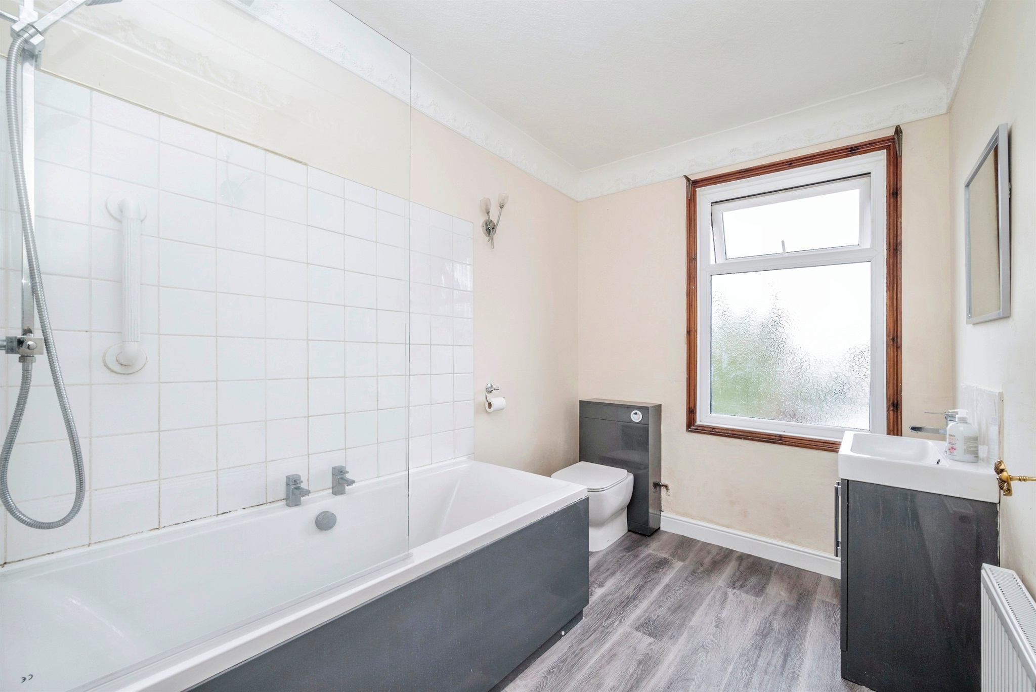 2 bed Semi-Detached