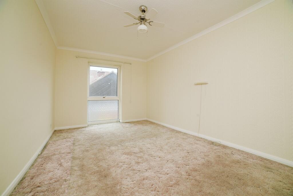 2 bed Apartment