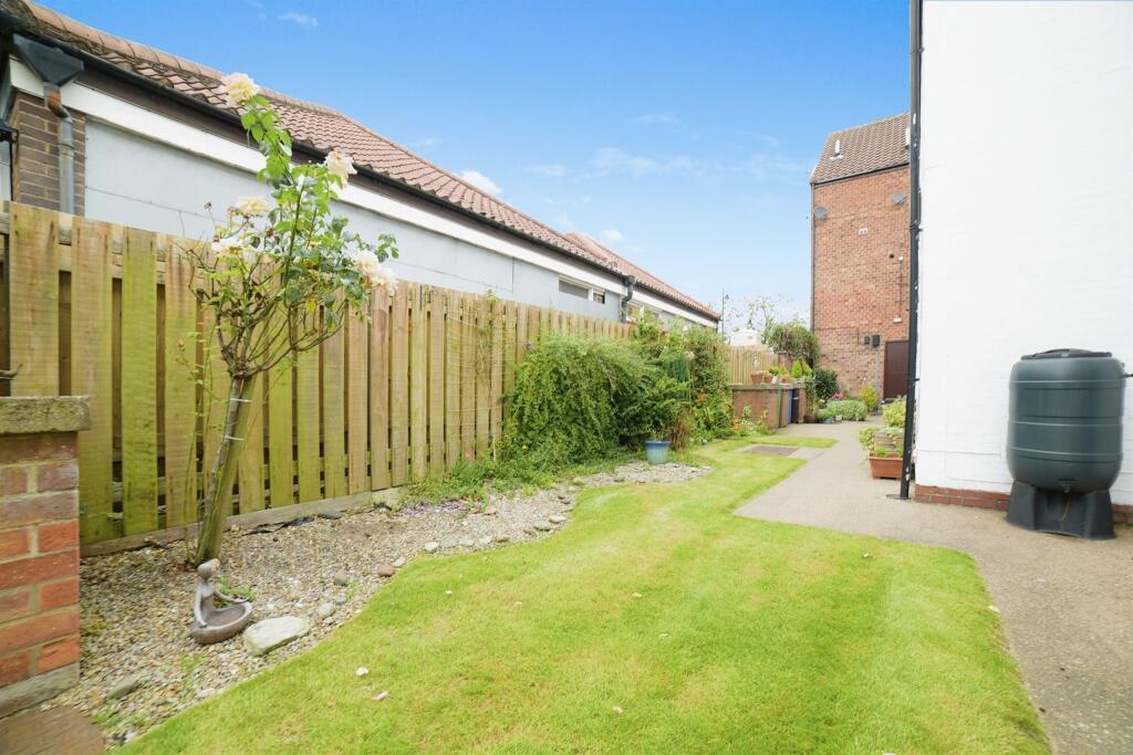 2 bed Apartment