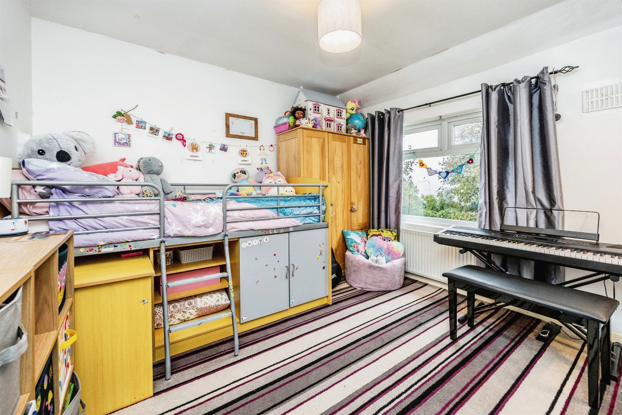 3 bed Semi-Detached
