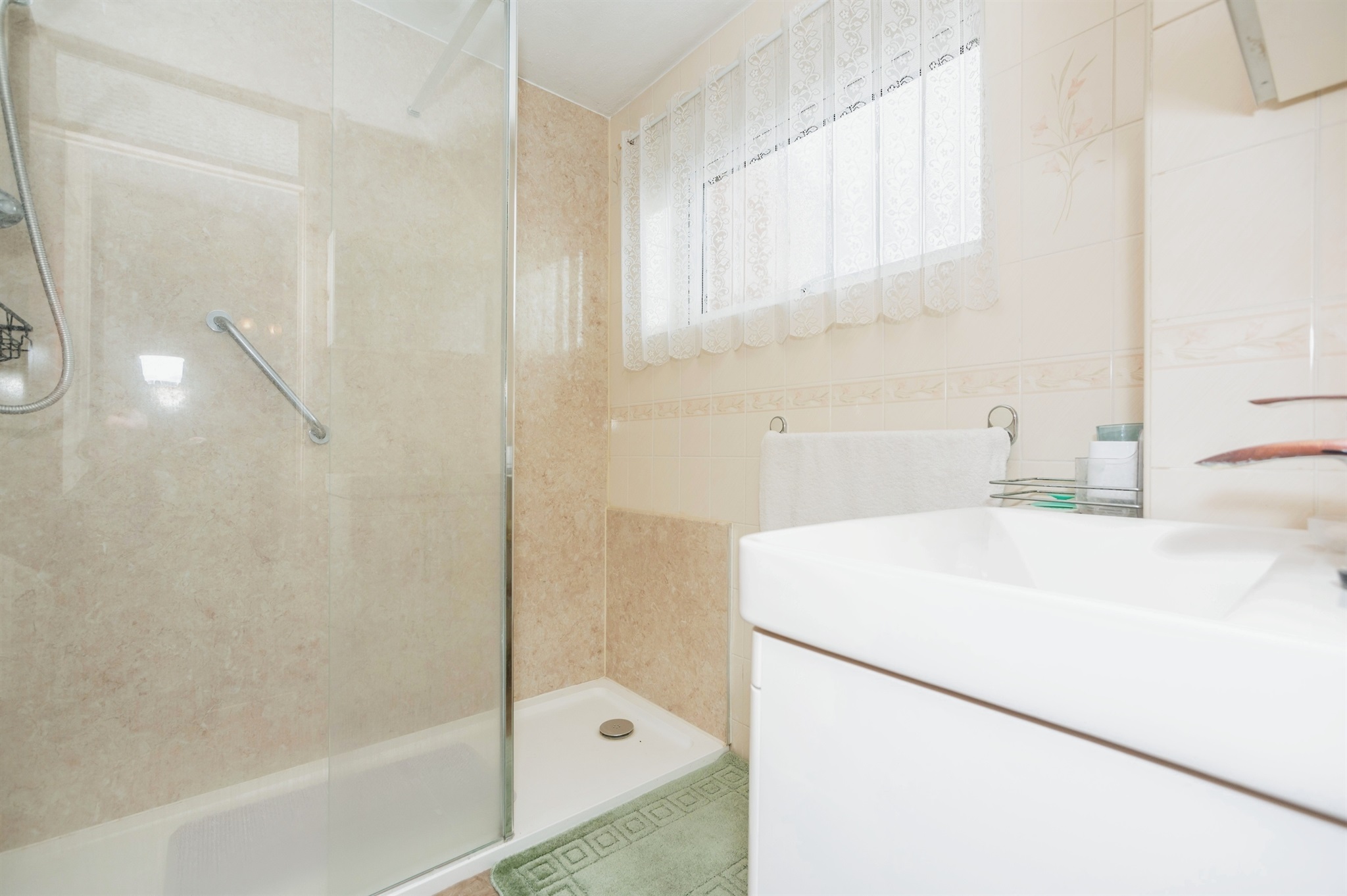 3 bed Terraced