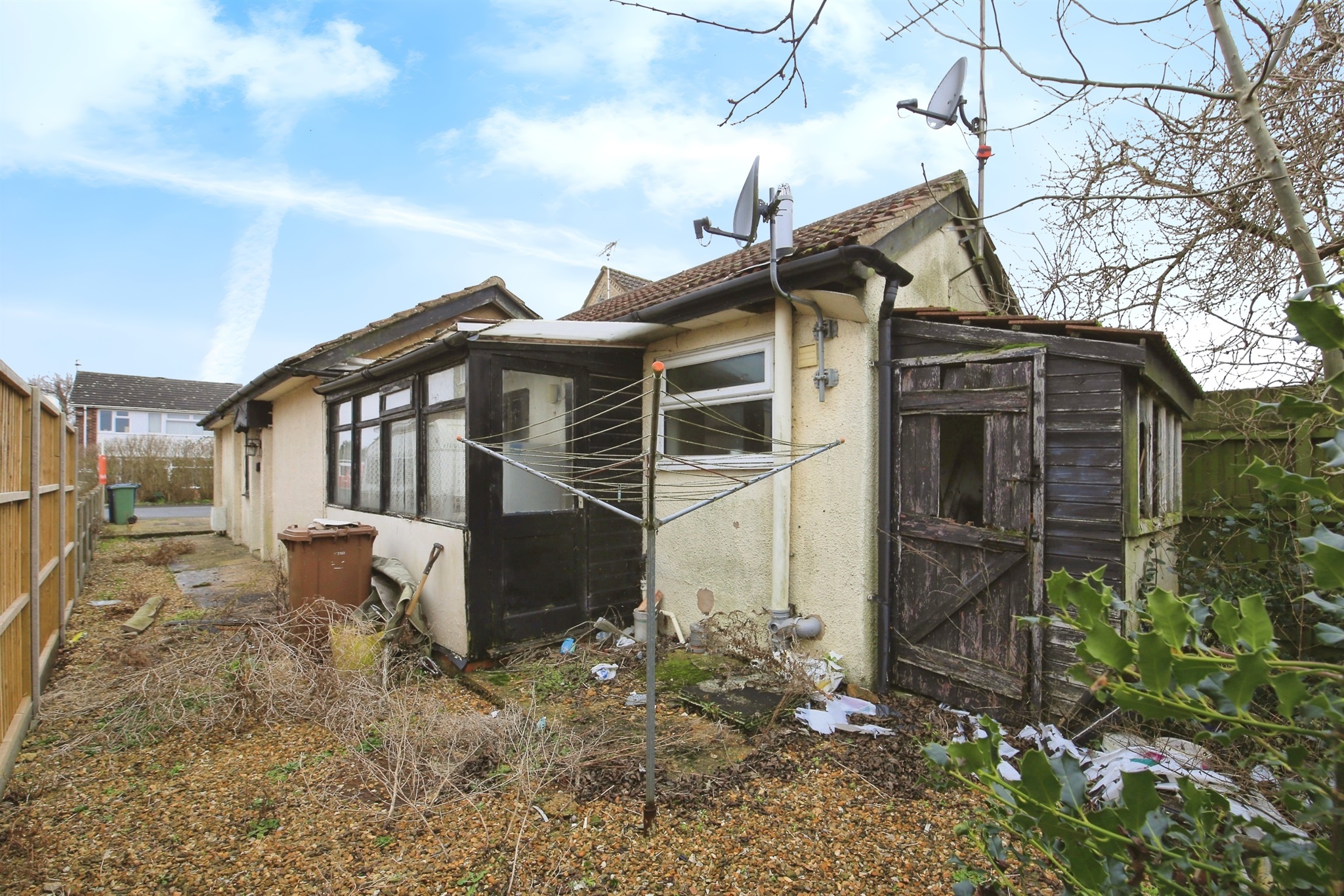 2 bed Detached Bungalow