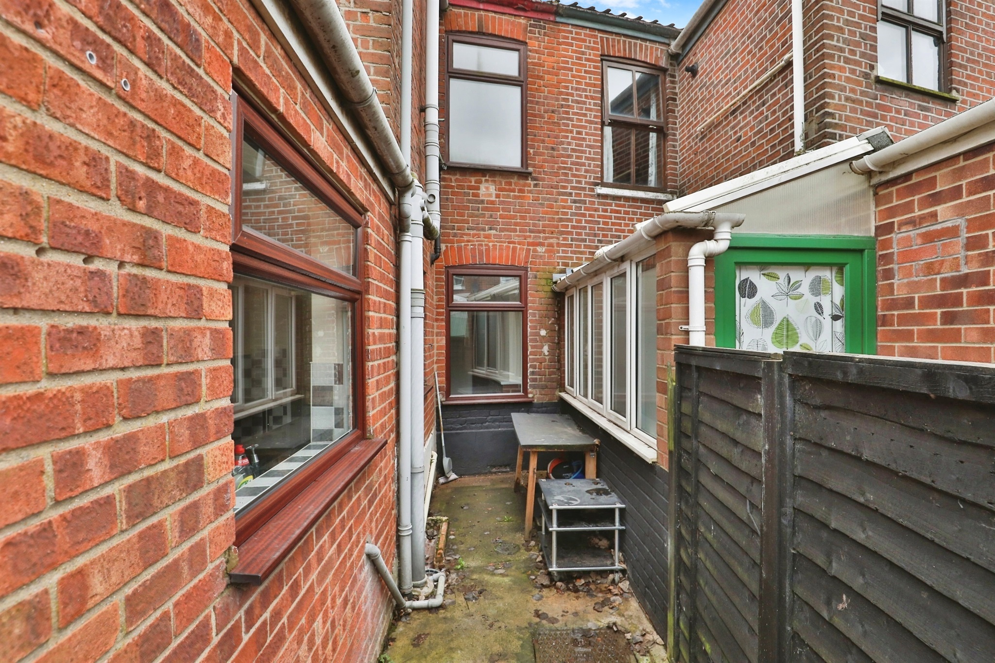 2 bed Terraced